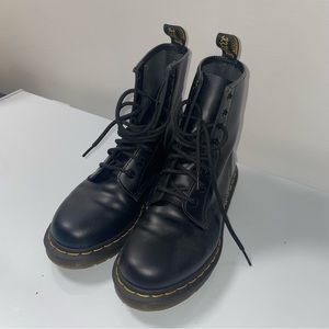 Doc Martens Jadon Hi Boot Smooth Leather Platforms